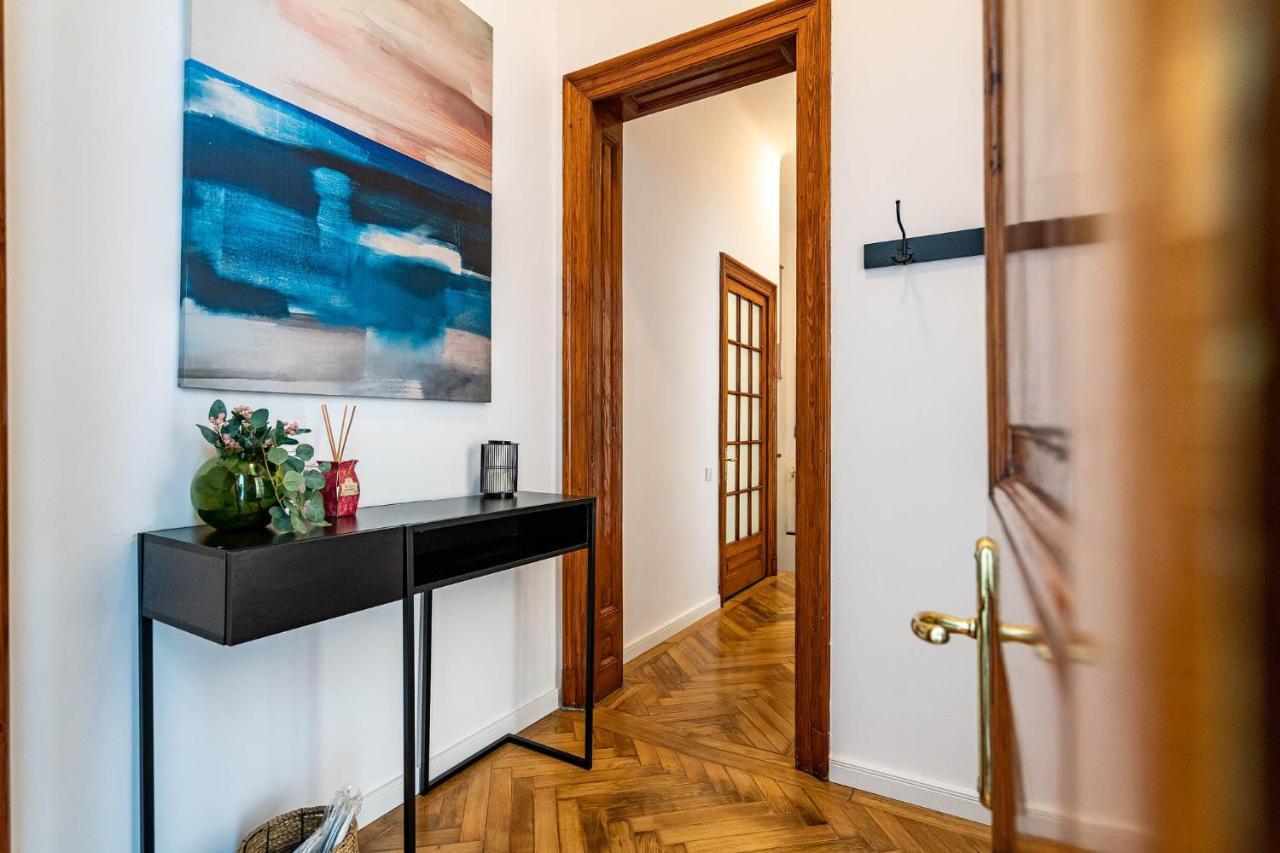 2Br Blue Cloud In The Centre Apartment Bucharest Exterior photo
